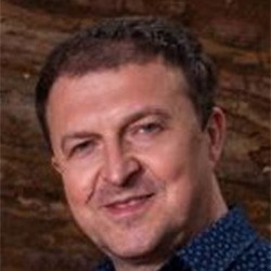Headshot: Professor Hrvoje Tlkacic 