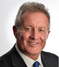 headshot of Mark McKenzie