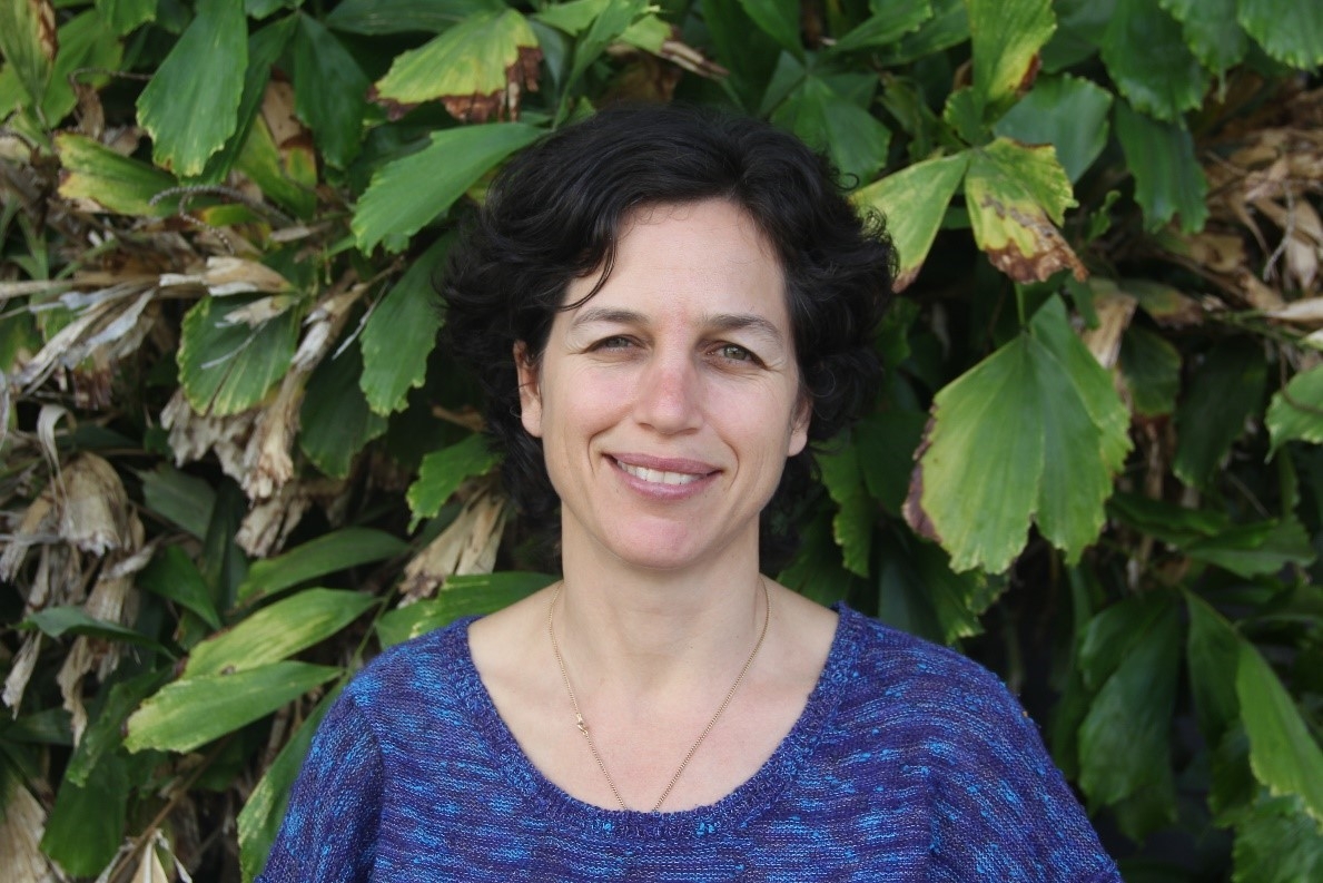 Image: Associate Dean, Research; Senior Research Fellow, Dr Lee Berger. Image courtesy: College of Public Health, Medical &amp; Vet Sciences, James Cook University.