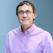 Professor Peter Visscher Professor Peter Visscher