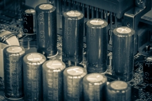 capacitors capacitors