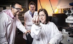 Image caption: ACES Director Professor Gordon Wallace (centre) with Rodrigo Lozano (L) and Elise Stewart (R)