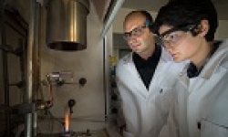 Image: Dr Antonio Tricoli (L) and PhD candidate Noushin Nasiri in the lab.