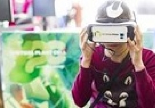 Virtual reality technology is being used to showcase plant research. Virtual reality technology is being used to showcase plant research.