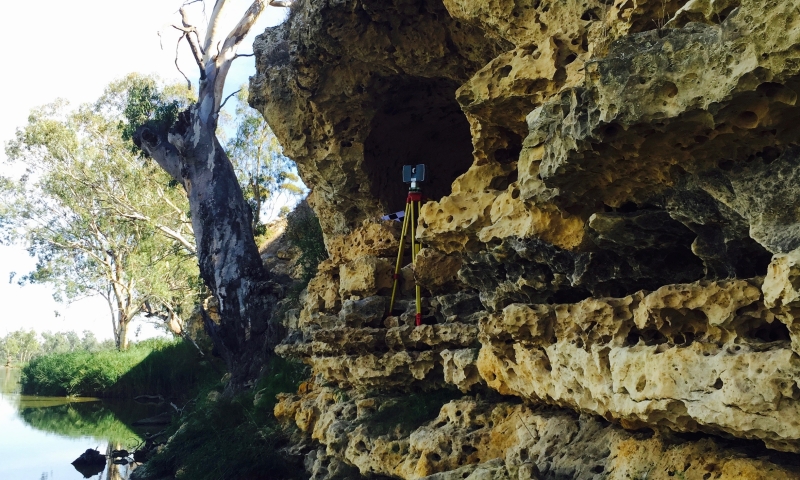 Western cavity, Pudjinuk Rockshelter. Credit: Amy Roberts,  Flinders University